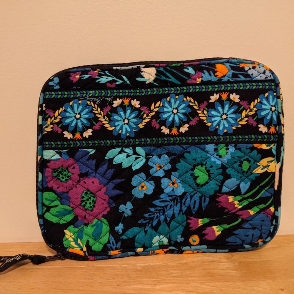 Vera Bradley 8.5'' X 10.5'' Tablet Case